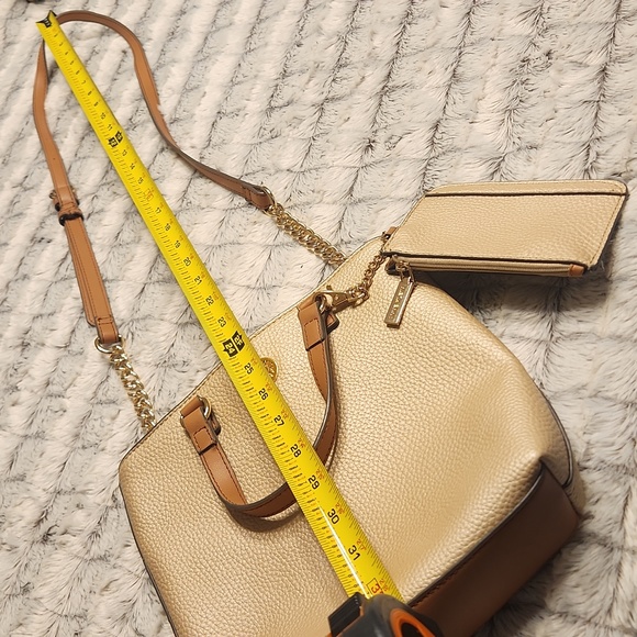 Anne Klein crossbody bag with chain wallet - Picture 10 of 12